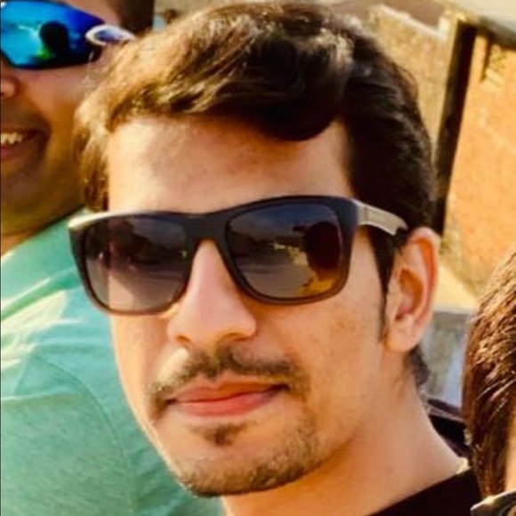 Meet your Posher, Hiren - Picture 1 of 1